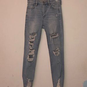 American eagle ripped jeans